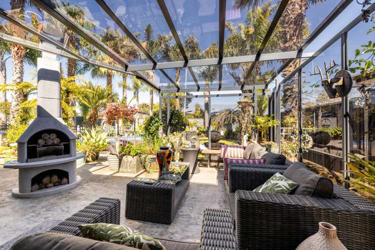 18 Delta Mews Place Clive_12