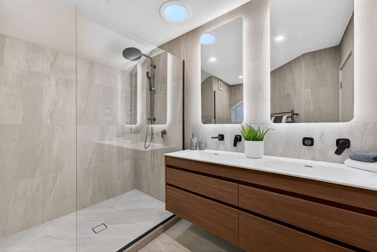1a Prestige Place Castor Bay_22