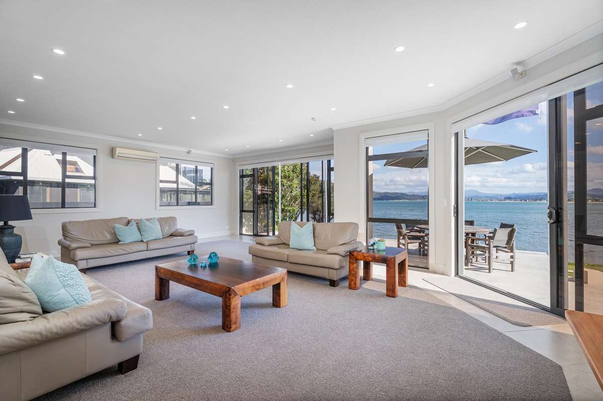 182 Buffalo Beach Road_1