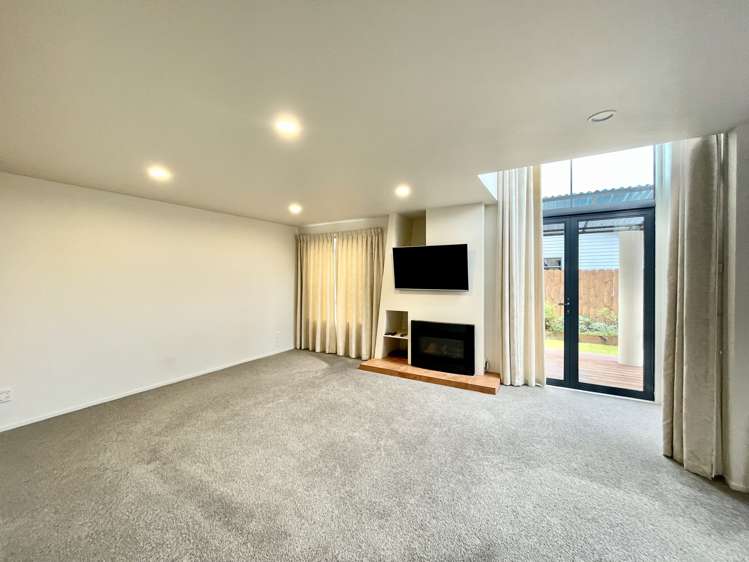 15 Hoyte Place Pukehangi_2