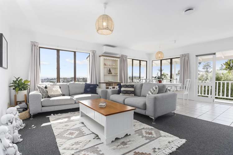 2/59 West Coast Road Glen Eden_7