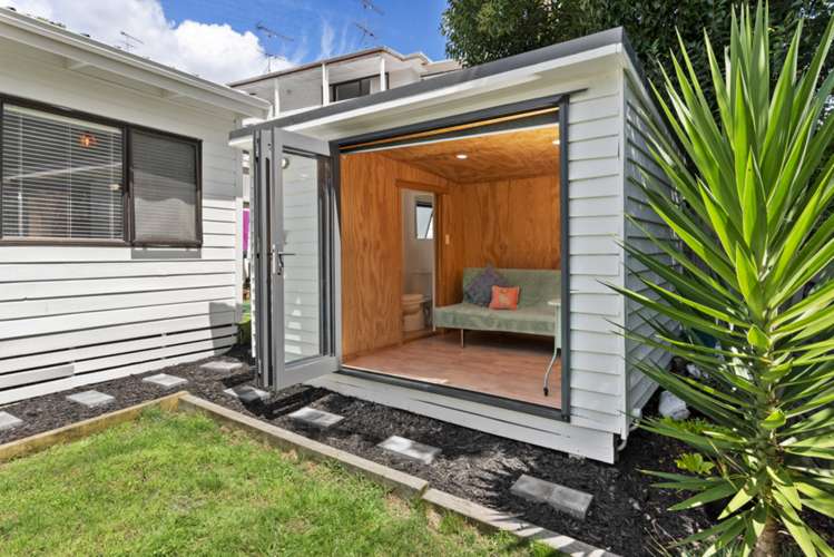 16b Godden Crescent Orakei_17