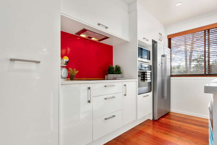 6 Godley Road Green Bay_5