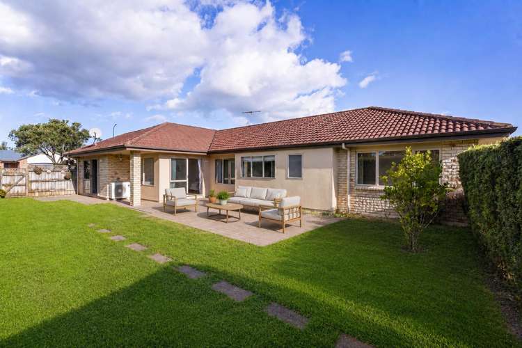 11 Blackwood Drive Wattle Downs_15