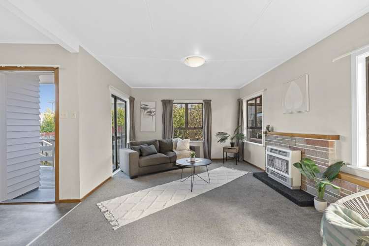 8 Hughson Street Waitara_1