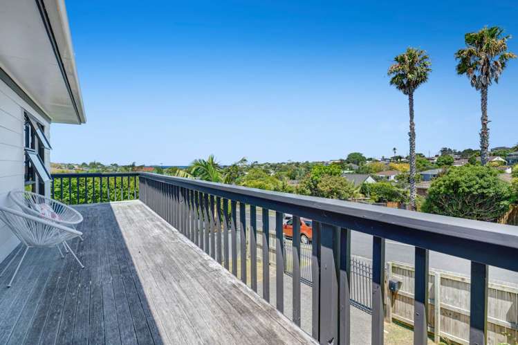 55 Polkinghorne Drive Manly_4