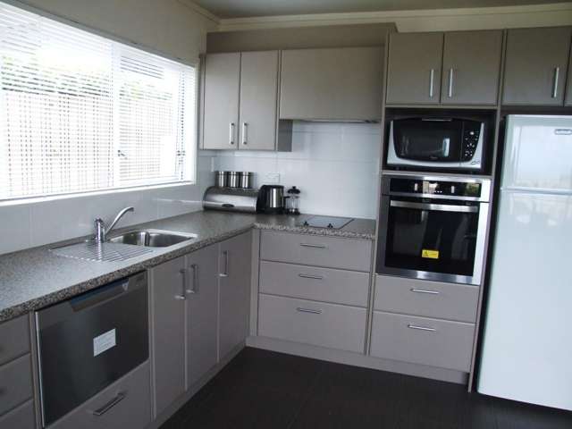 2 Ormiston Road Onerahi_2