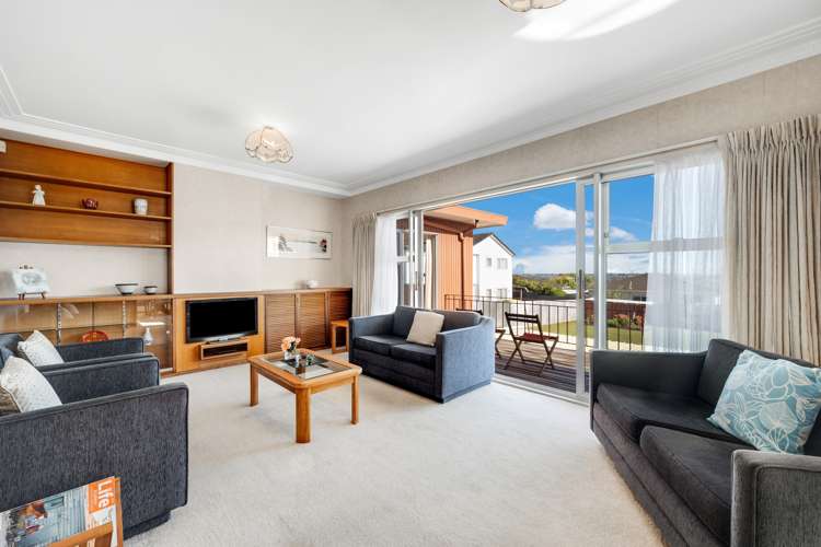 41 Bradbury Road Botany Downs_4