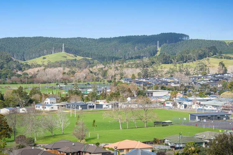 4D Forlong Rise Helensville_32