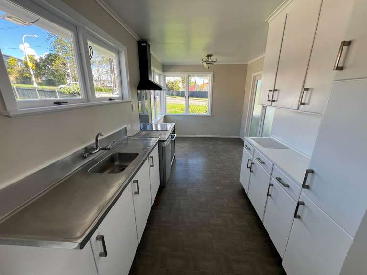 70 Boundary Road Blockhouse Bay_5