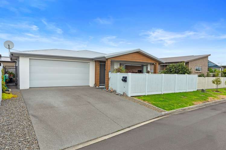 5 Eden Crescent Brookfield_1
