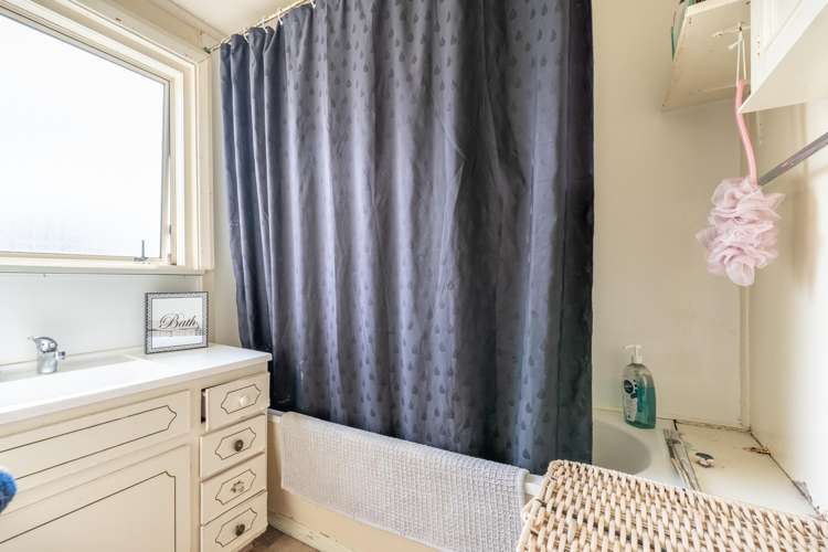 12-12A Campbell Street Maori Hill_15