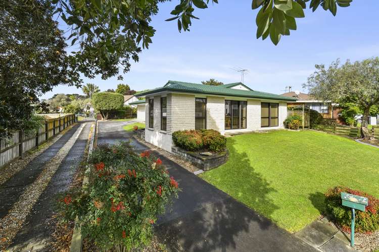 26 Pinehurst Place Wattle Downs_17