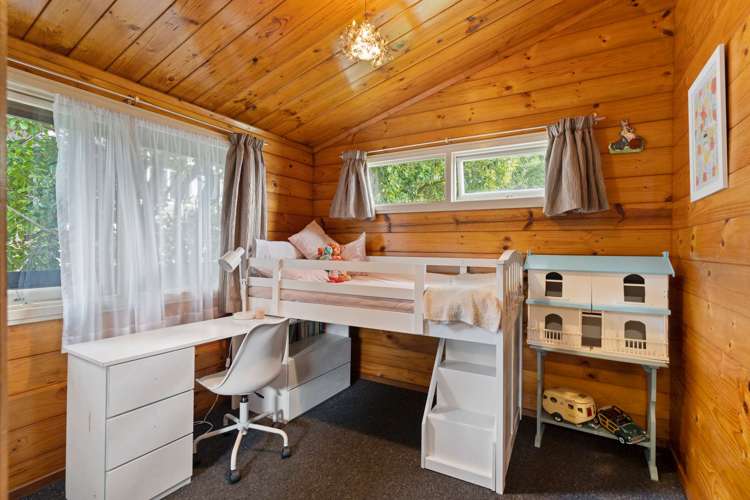 417 Avonhead Road Avonhead_12