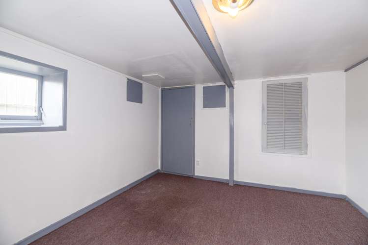 47 Olsen Avenue Hillsborough_12