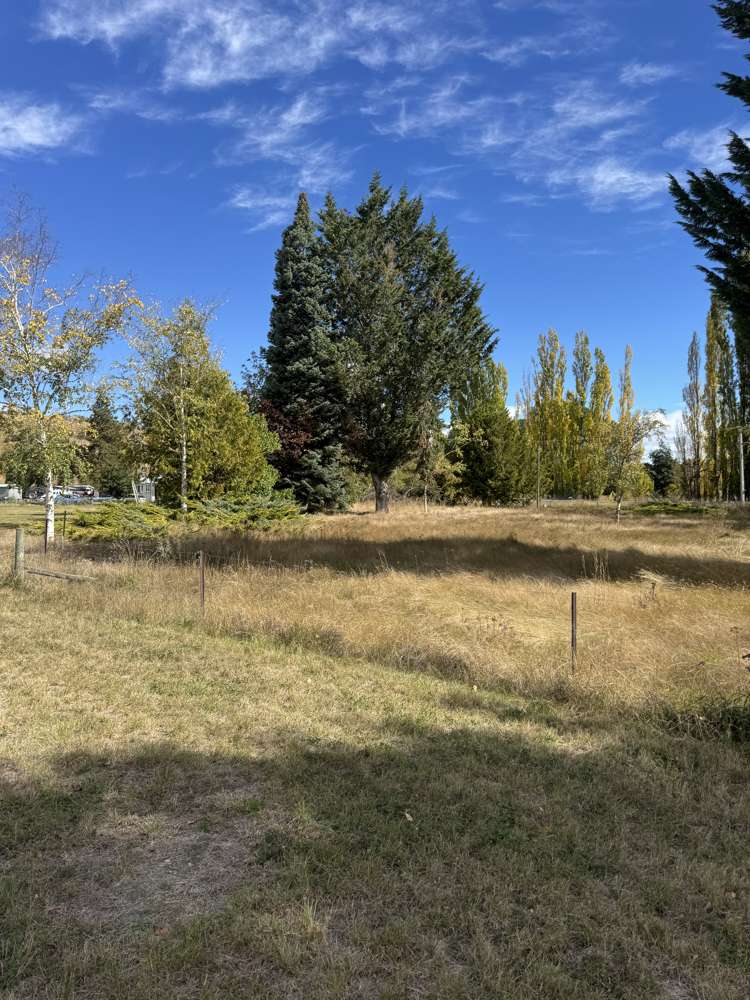 3 Omarama-Lindis Pass Road Omarama_11