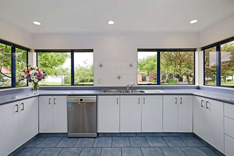 3 Knightsbridge Place Taradale_5