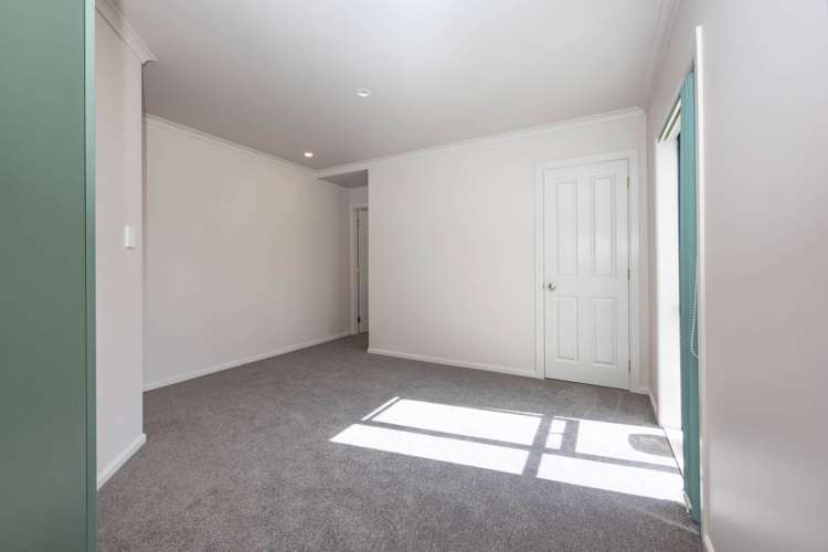 8a Charlenne Close Ranui_8