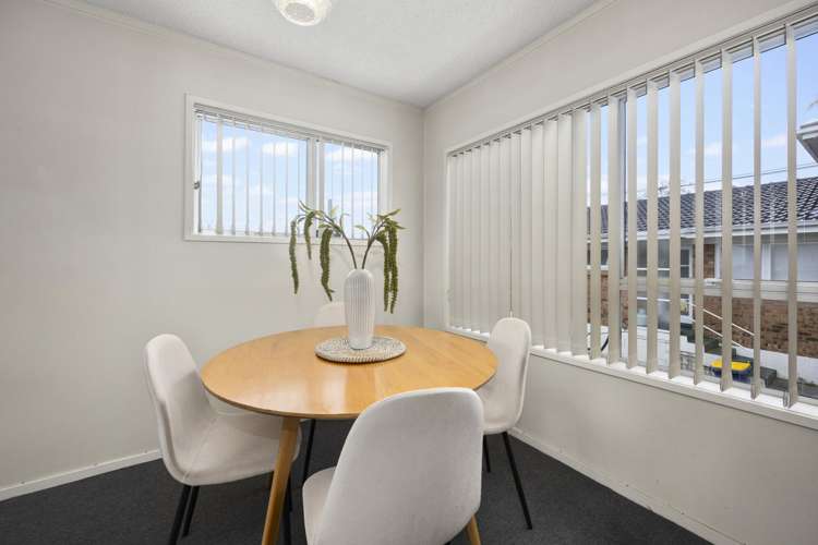 2/240 Onewa Road Birkenhead_4