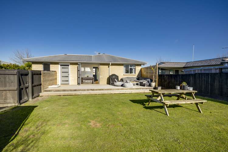 8 Lyttelton Crescent Tamatea_30