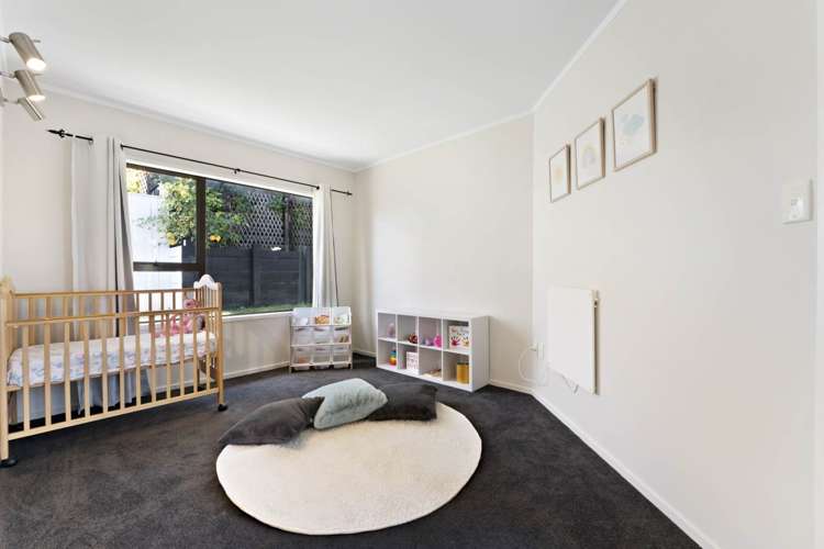 4 Raphael Place West Harbour_21