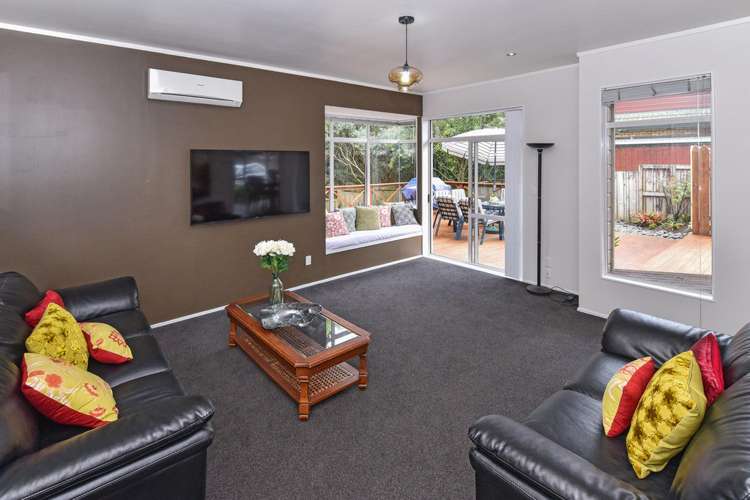 5 Muka Close The Gardens_2