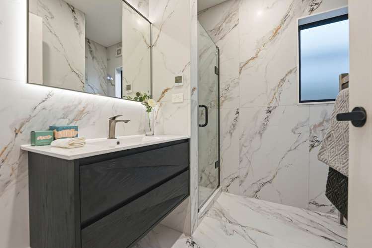 36 Furlough Road Papakura_17