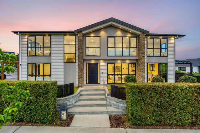 Grand Design, Prime Location