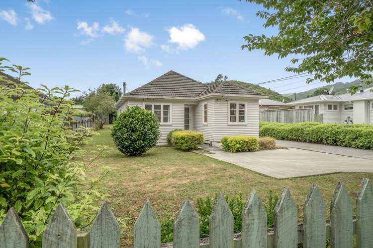 113 Hine Road Wainuiomata_16