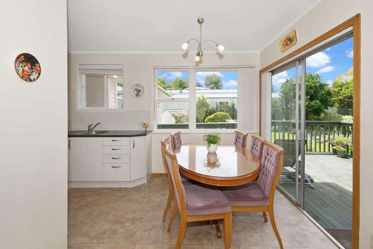 22 Thomas Avenue Te Atatu Peninsula_6