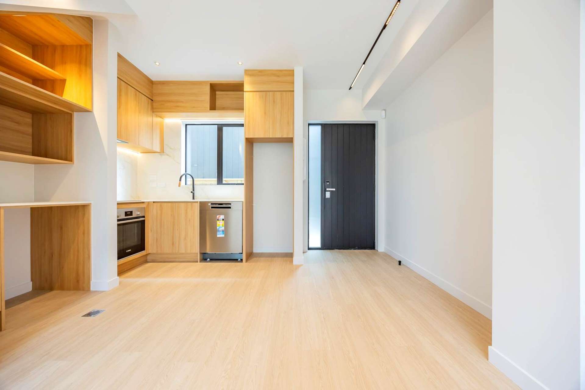 14/25 Titoki Street Te Atatu Peninsula_0