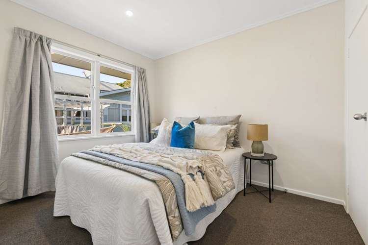 2/22 Kensington Avenue Mt Eden_7
