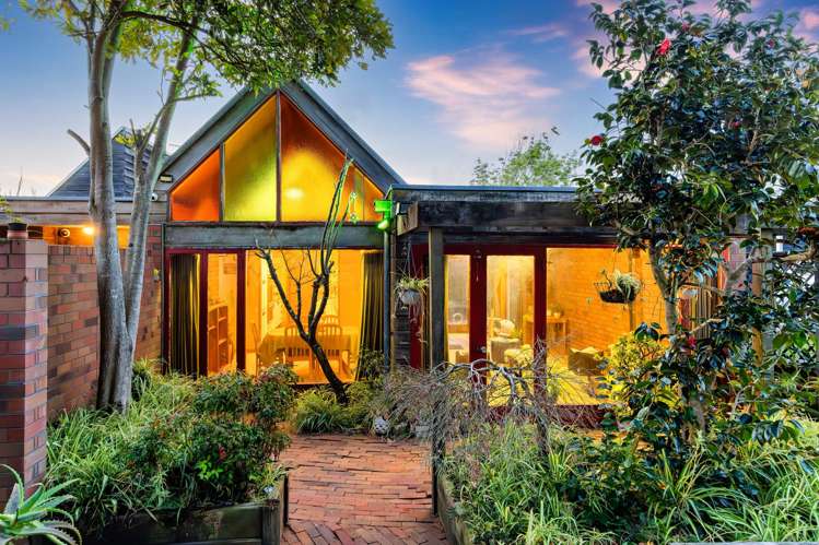 41 Fitzherbert Avenue West Harbour_11