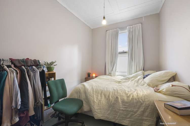 27 Hiropi Street Newtown_9