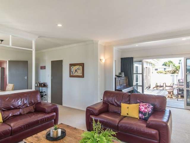 94 Alexander Road Raumati Beach_1