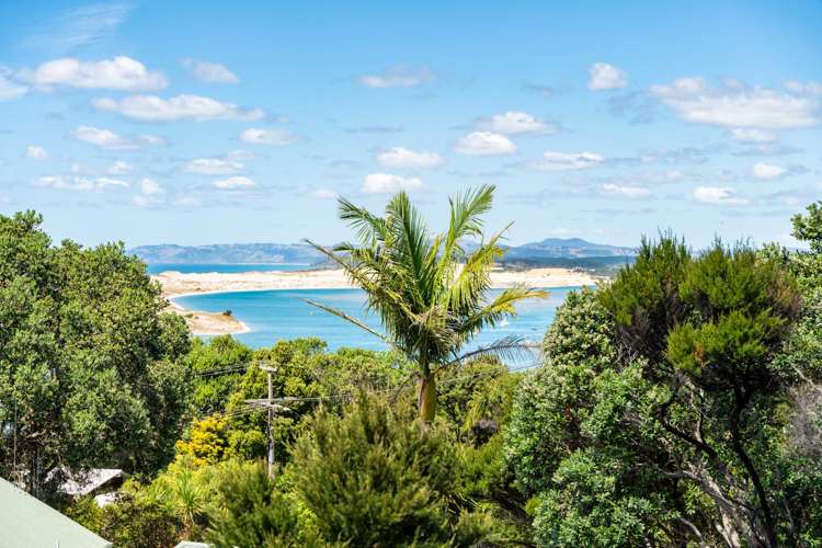 6 Claude Street Mangawhai Heads_32