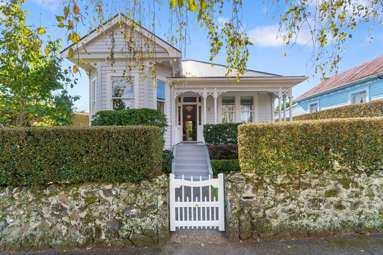 19 Bellwood Avenue_3