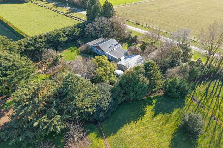 299 Elmhurst Road Darfield_25