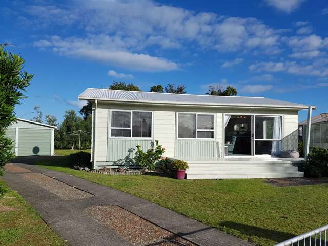 114 Charleston Avenue Whangamata_1