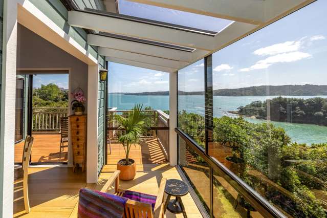 63 Kennedy Point Road Surfdale_1