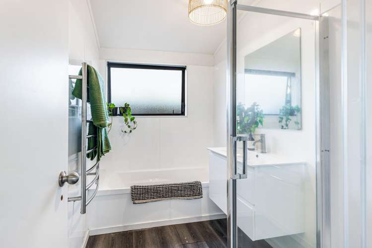 130 Colwill Road Massey_11