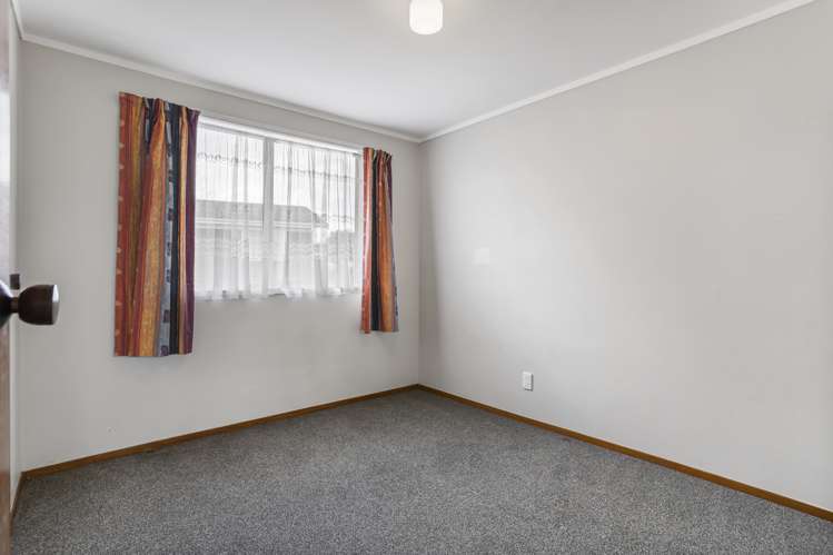 307 Roscommon Road Clendon Park_12