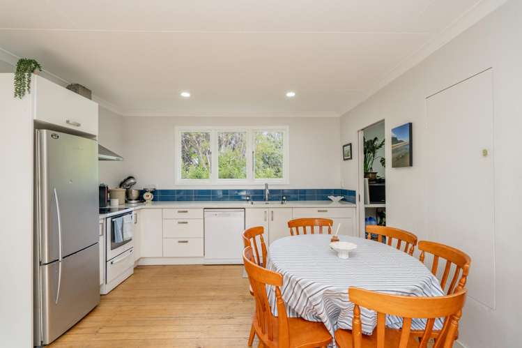 131 Black Road Otatara_3