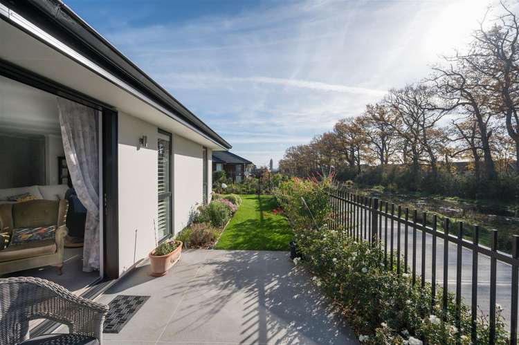 43 Oakdale Grove Richmond_8