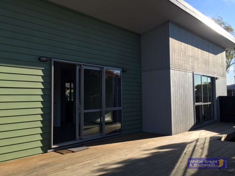 51 Chartwell Street Burwood_10