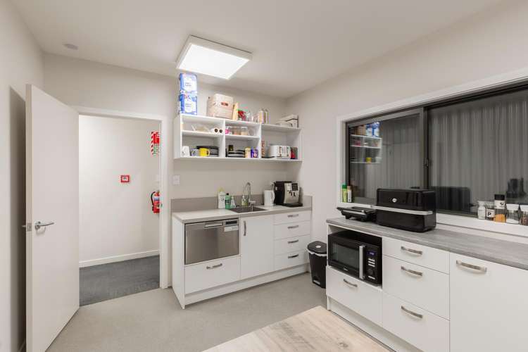 3B/40 Waters Avenue Burleigh_11