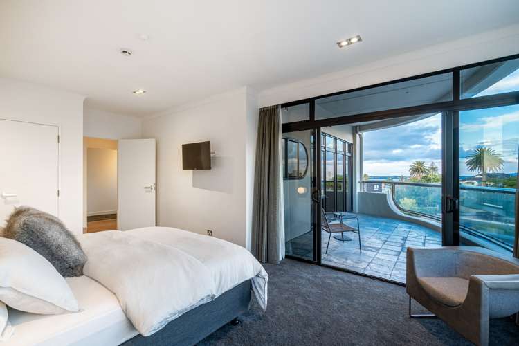 2/97 Jervois Road Herne Bay_12