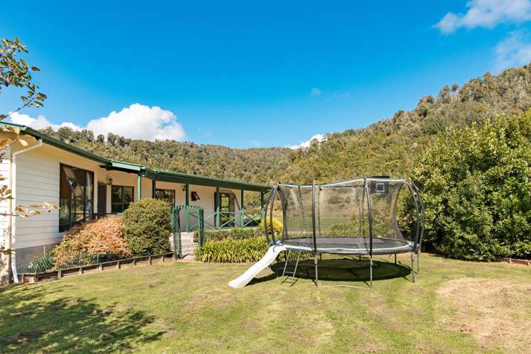 1084 Nikau Road, SH67_3