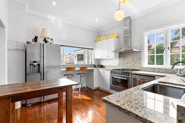 57 Queen Street Riverhead_4