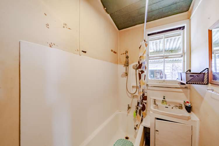 86 Tod Road Otane_10